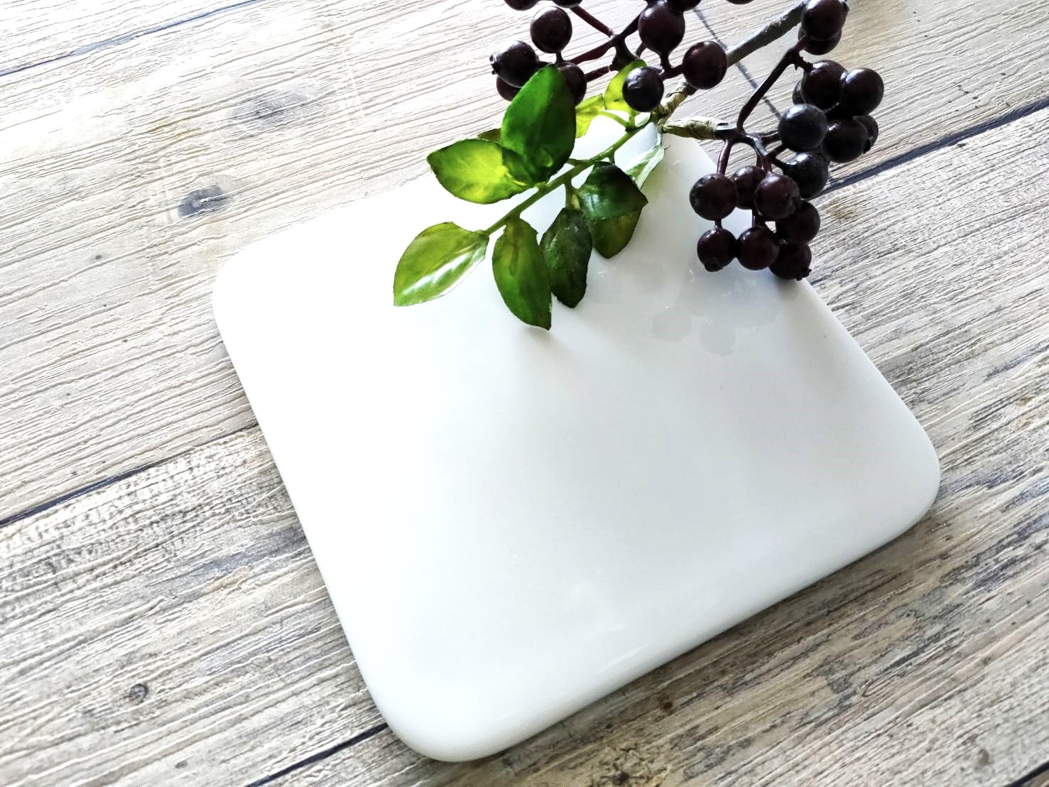 白磁★スクエアプレート　台座